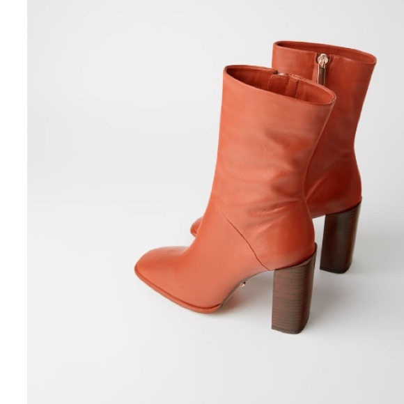 Leather heeled ankle boots - Picture 8 of 12